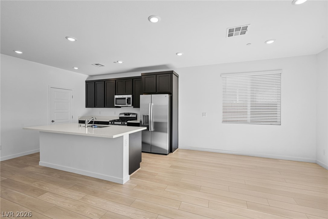 8160 Gusty Brook Street Las Vegas NV 89113