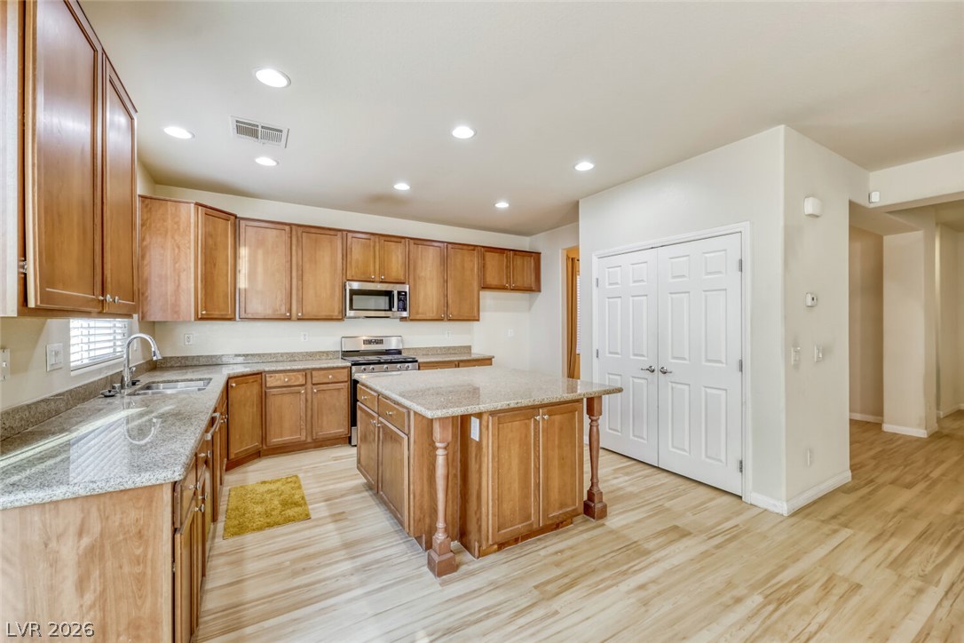 202 Augusta Course Avenue Las Vegas NV 89148