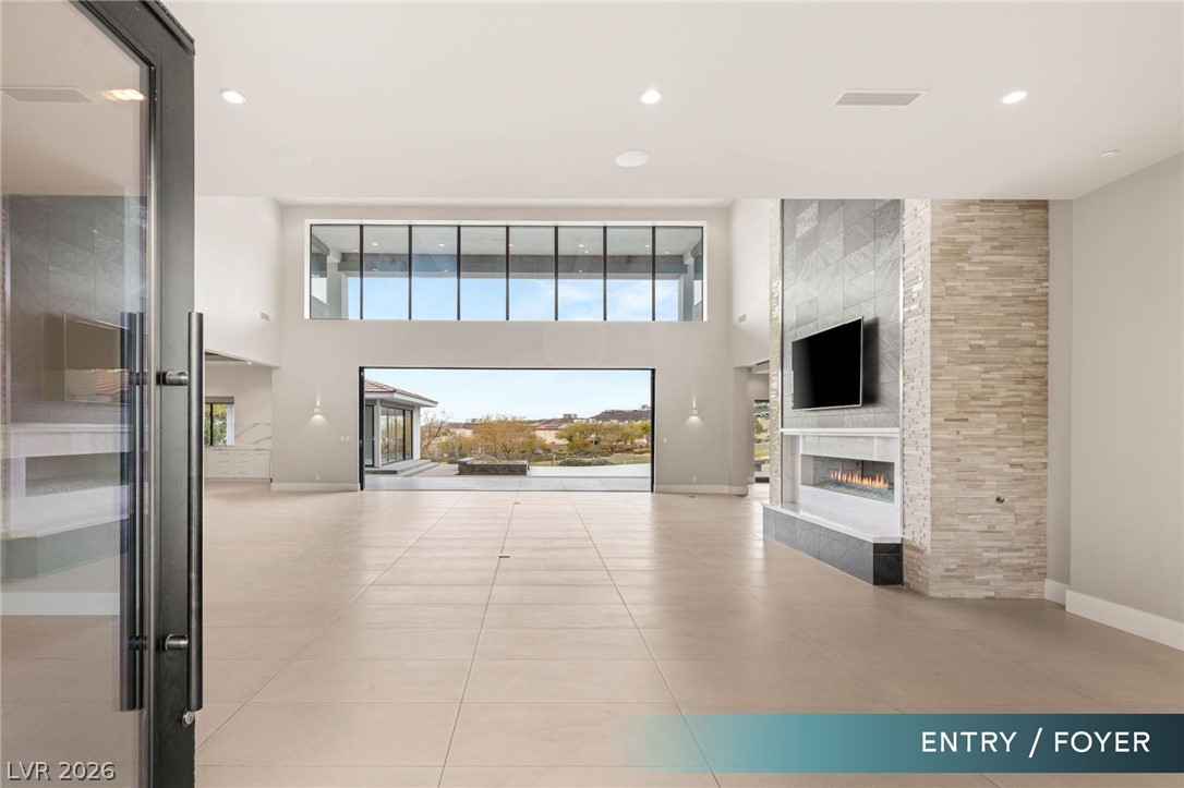 586 Lairmont Place Henderson NV 89012