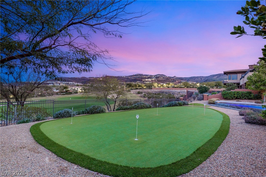 586 Lairmont Place Henderson NV 89012