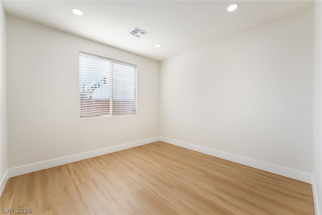 8584 South Garnet Lake Avenue Las Vegas NV 89113