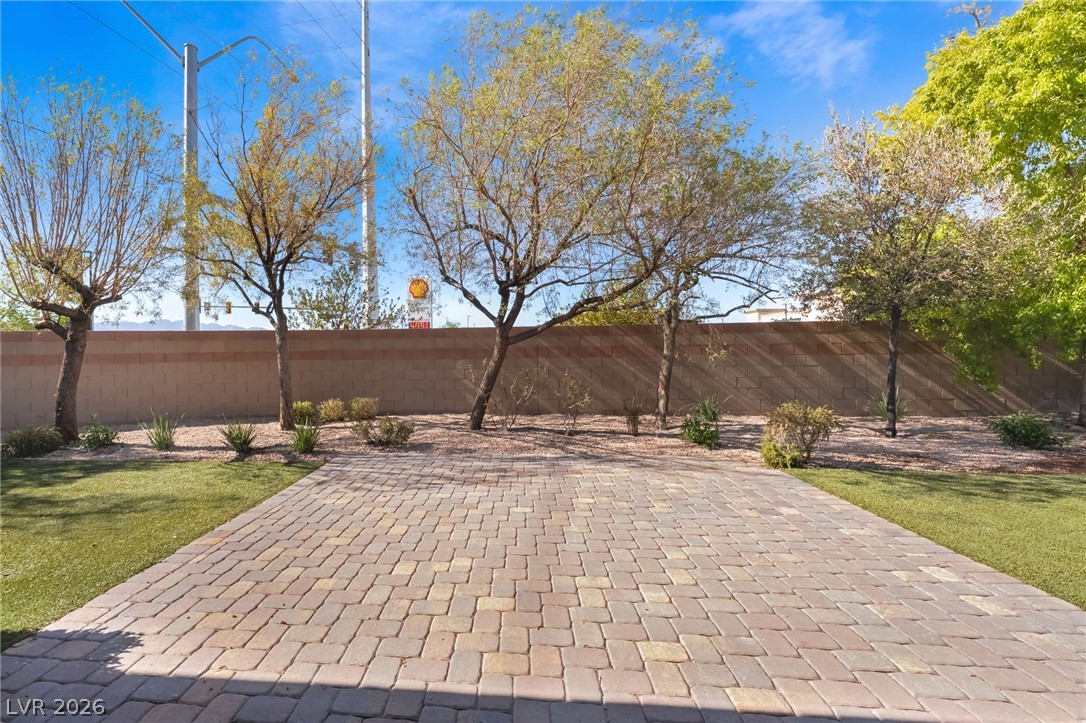 8584 South Garnet Lake Avenue Las Vegas NV 89113