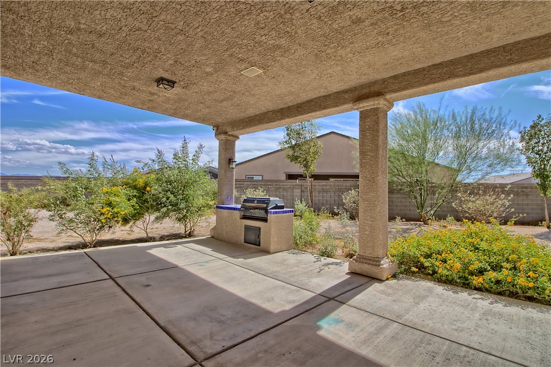 8535 Belcastro Street Las Vegas NV 89113