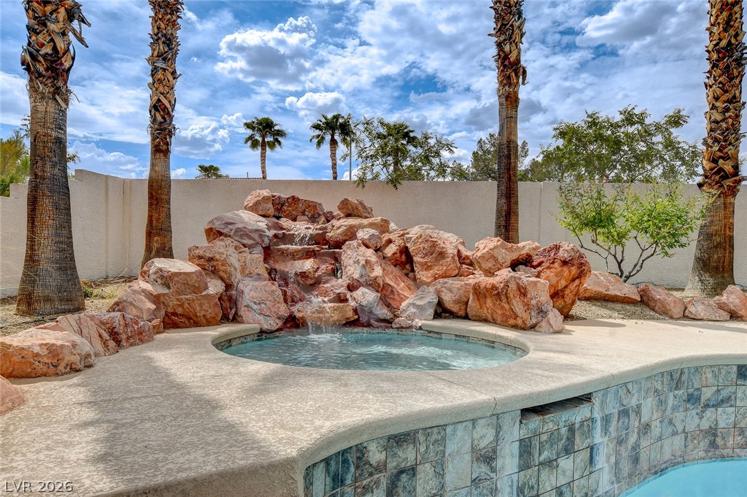 3095 Regal Cove Street Las Vegas NV 89117