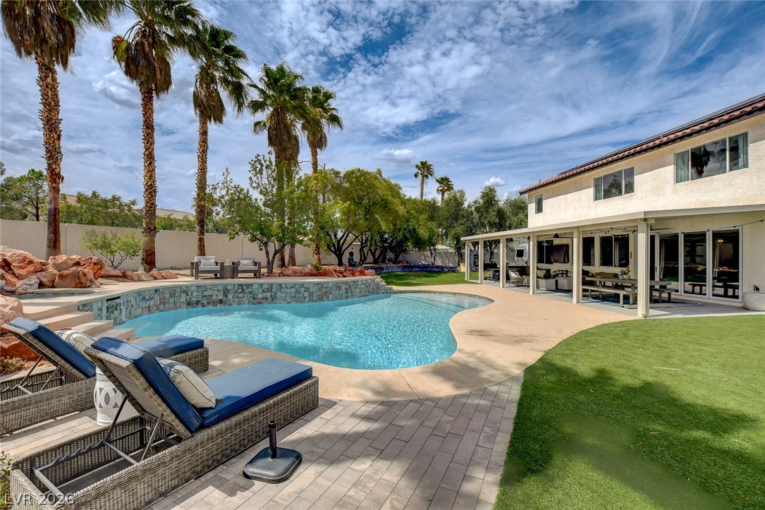 3095 Regal Cove Street Las Vegas NV 89117