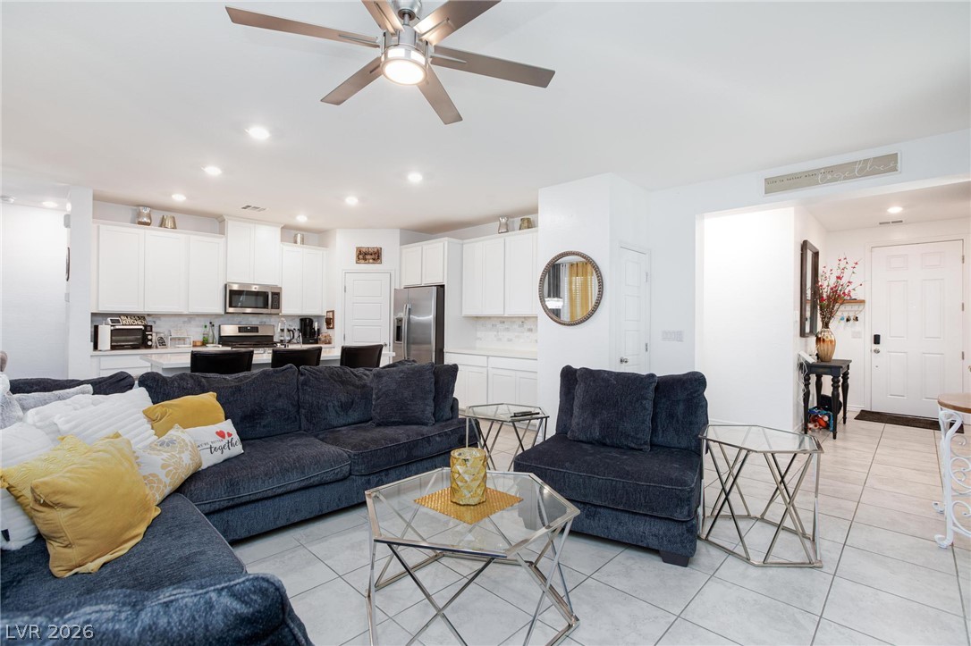 2728 Lindsey Springs Street Las Vegas NV 89142
