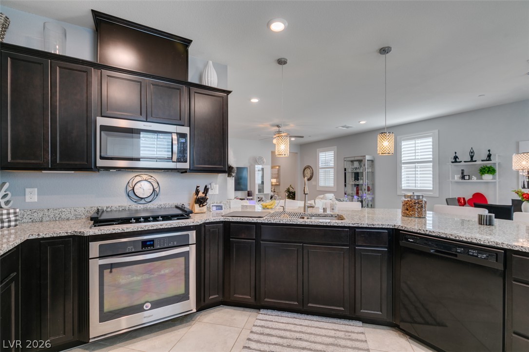 2927 Tranquil Brook Avenue Henderson NV 89044
