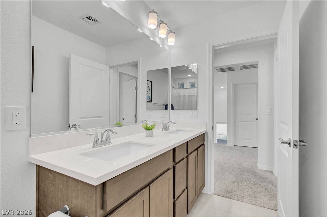 7769 Vibrant Peak Avenue Las Vegas NV 89113