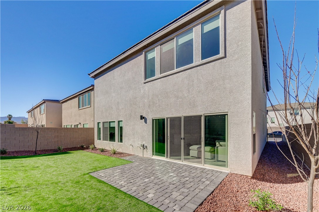 7769 Vibrant Peak Avenue Las Vegas NV 89113