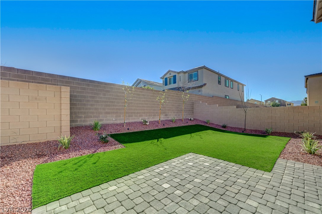 7769 Vibrant Peak Avenue Las Vegas NV 89113