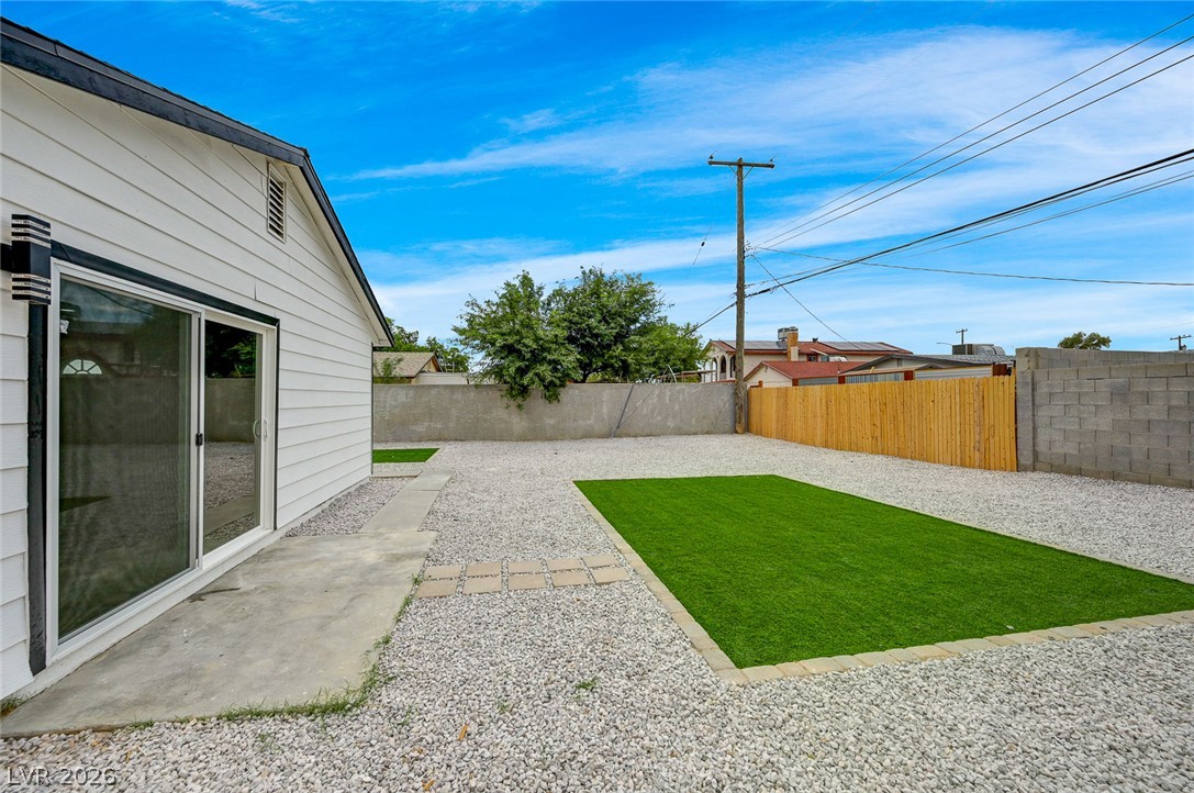 2253 La Puente Street Las Vegas NV 89115