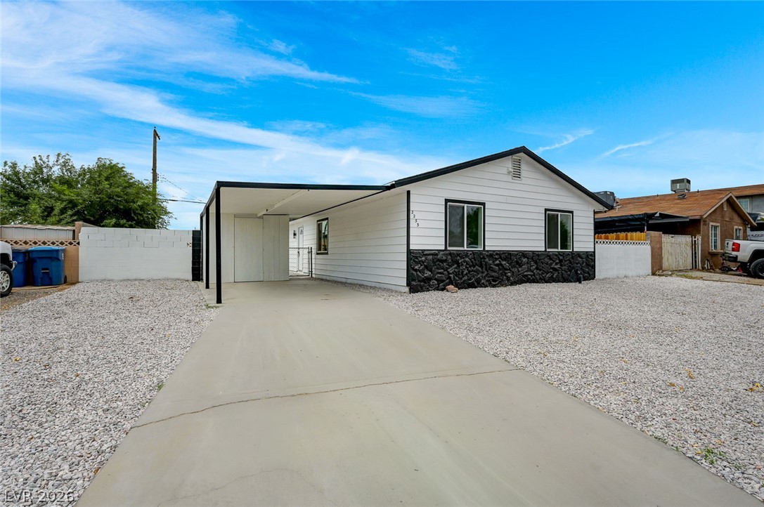 2253 La Puente Street Las Vegas NV 89115