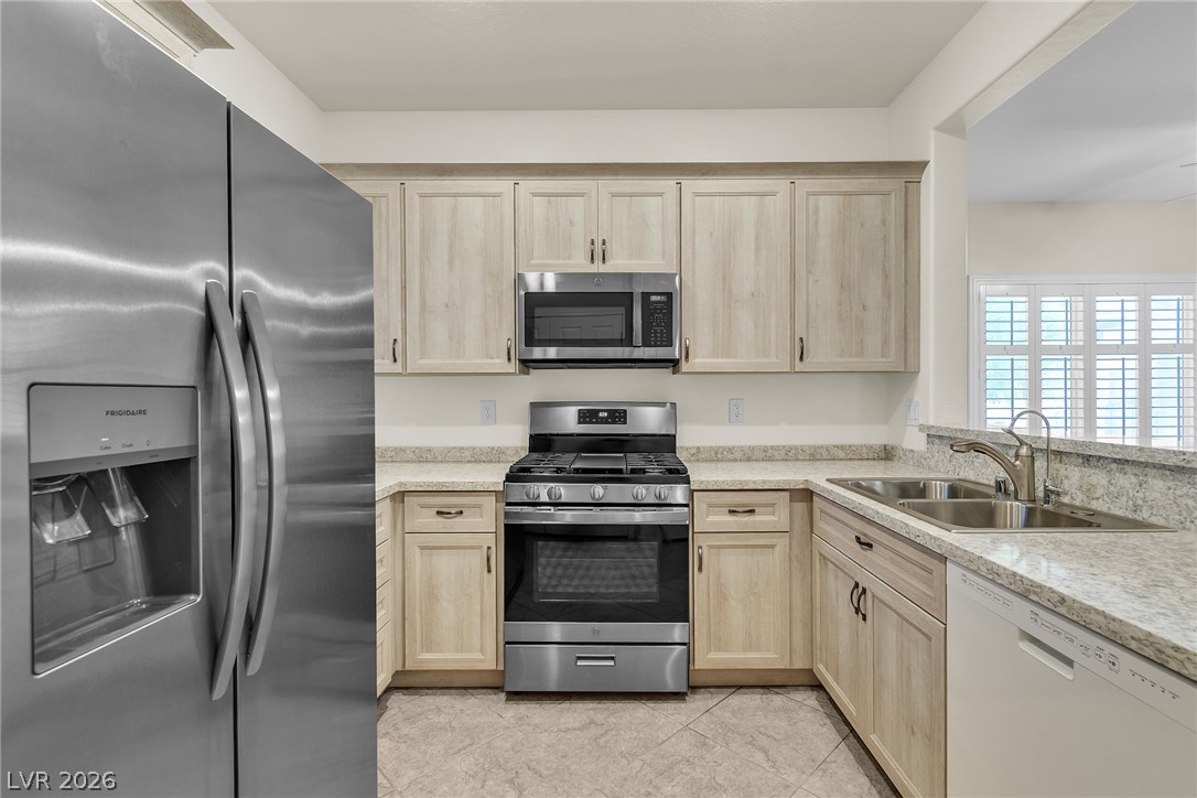 7940 Golden Warbler Street North Las Vegas NV 89084