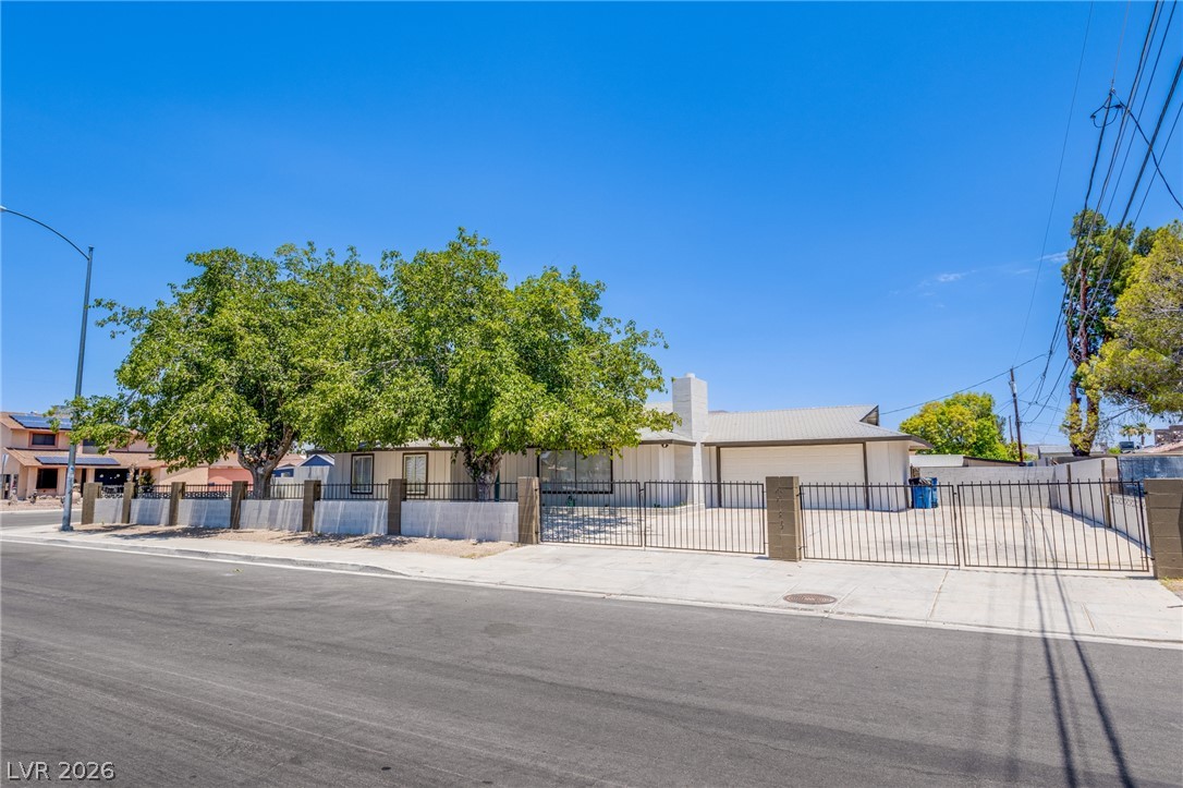 4715 Idaho Avenue Las Vegas NV 89104