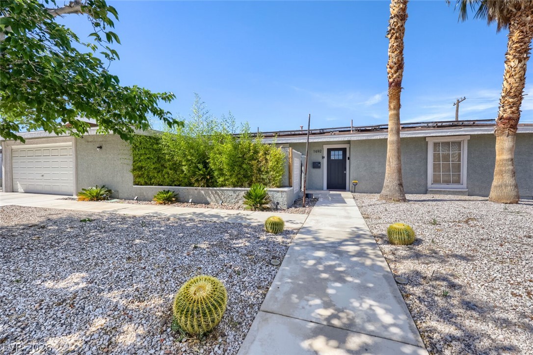 1692 Seneca Lane Las Vegas NV 89169