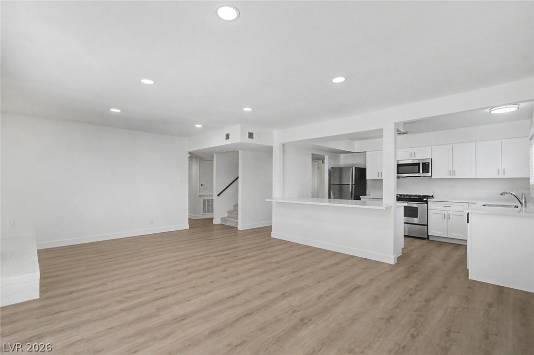 7705 Aplin Avenue Las Vegas NV 89145