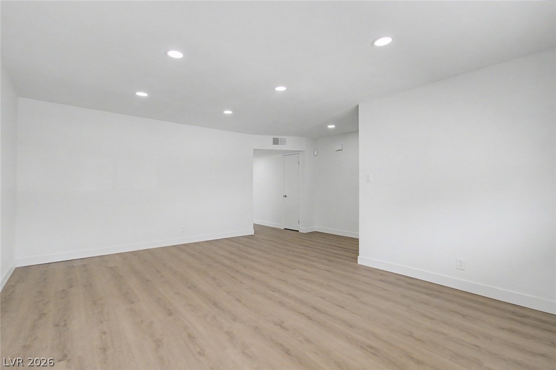 7705 Aplin Avenue Las Vegas NV 89145