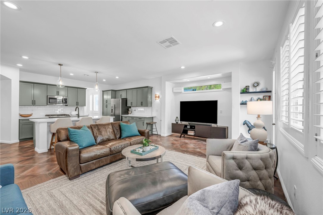 11464 Diveley Avenue Las Vegas NV 89138