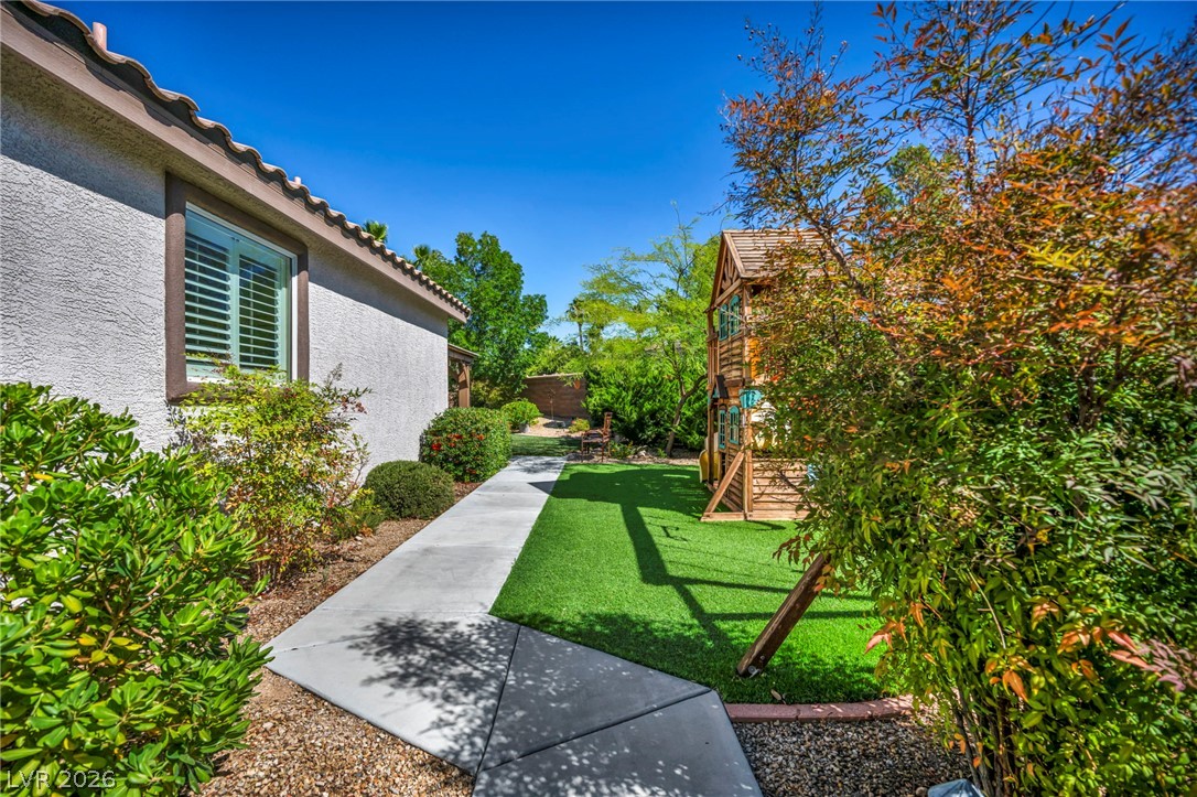 11464 Diveley Avenue Las Vegas NV 89138