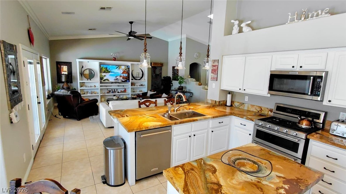 2490 Hoopes Avenue Henderson NV 89052