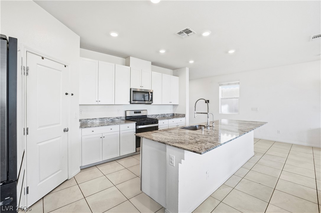 9024 Marigold Creek Street Las Vegas NV 89113