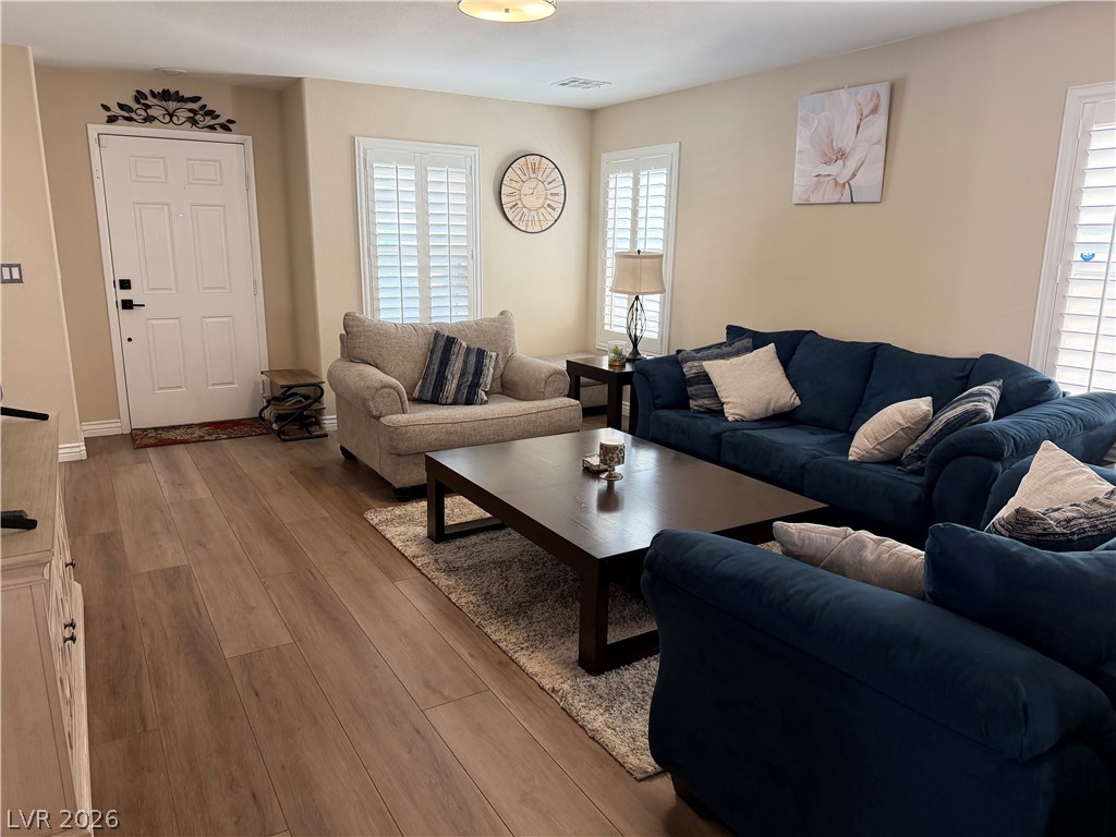 66 Peachtree Hill Avenue Las Vegas NV 89183