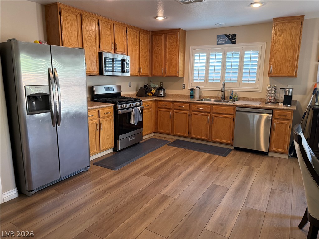 66 Peachtree Hill Avenue Las Vegas NV 89183