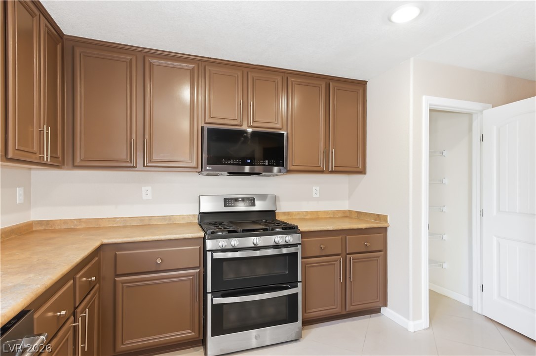 10847 Iona Island Avenue Las Vegas NV 89166