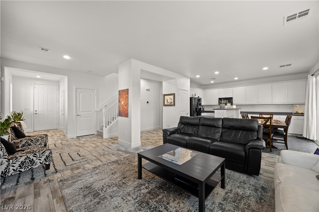 16 Yellow Peak Avenue North Las Vegas NV 89031