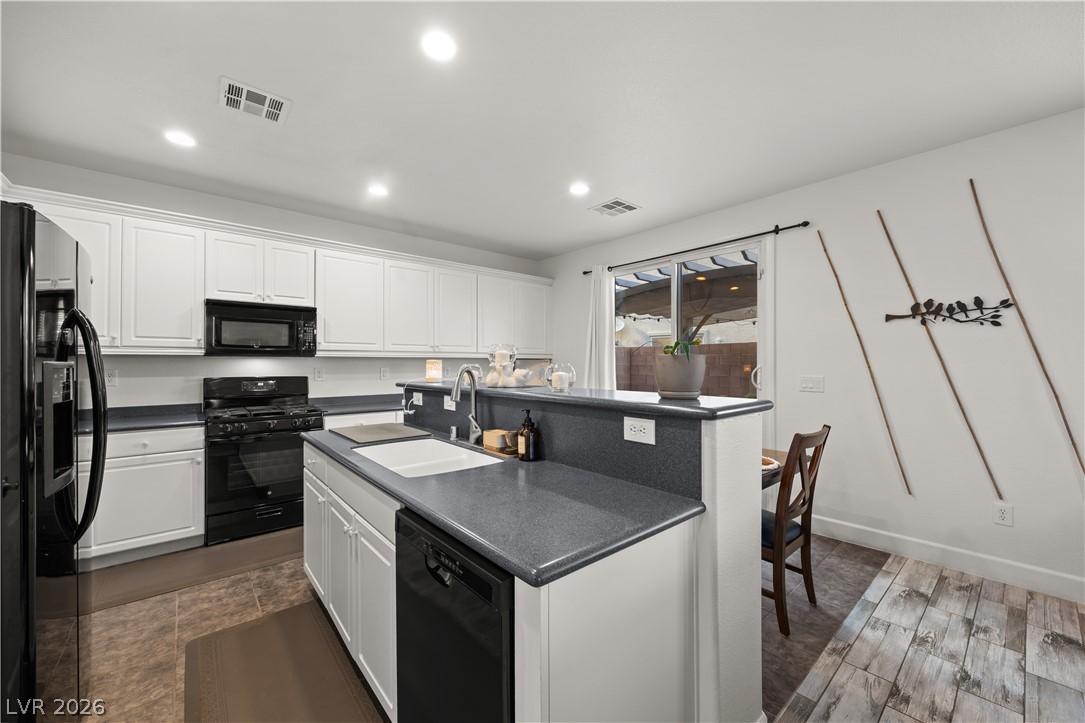 16 Yellow Peak Avenue North Las Vegas NV 89031