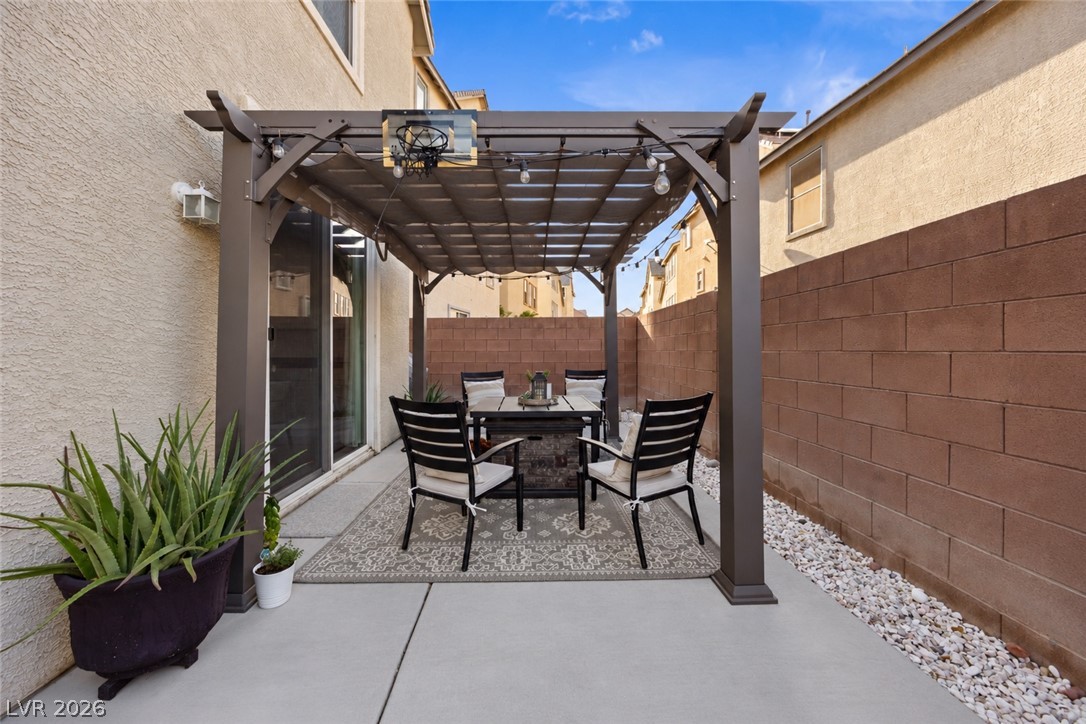 16 Yellow Peak Avenue North Las Vegas NV 89031