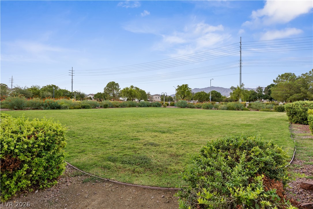 16 Yellow Peak Avenue North Las Vegas NV 89031