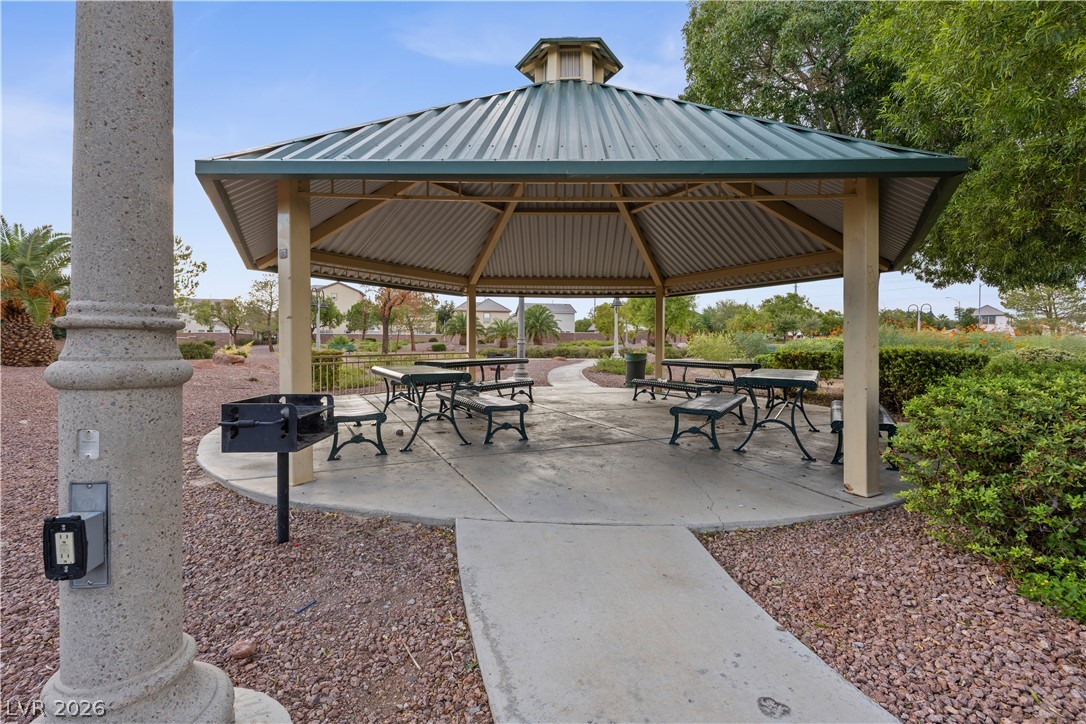 16 Yellow Peak Avenue North Las Vegas NV 89031