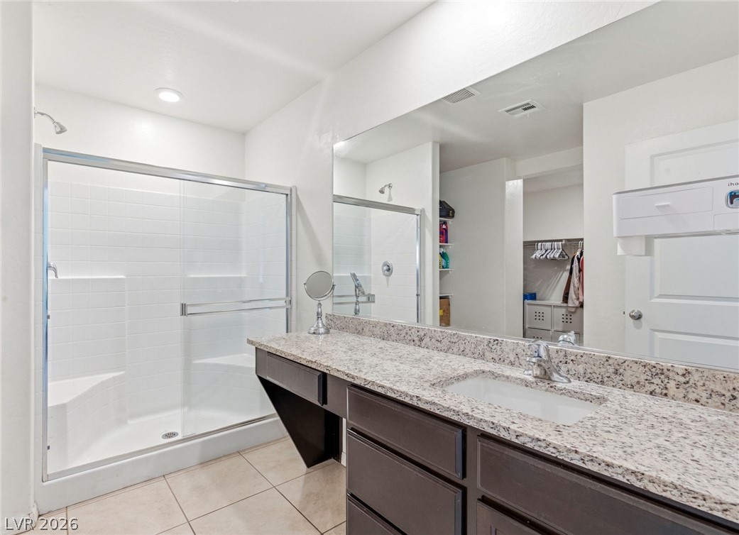 1869 Crystal Meadow Street Las Vegas NV 89115
