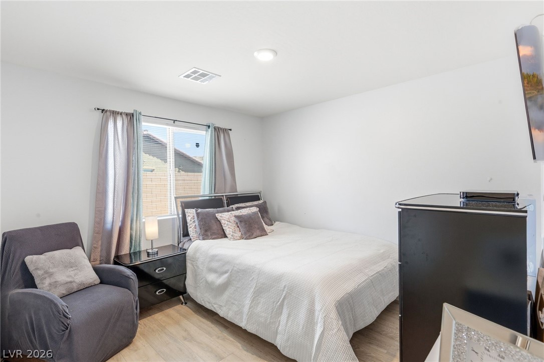 1869 Crystal Meadow Street Las Vegas NV 89115