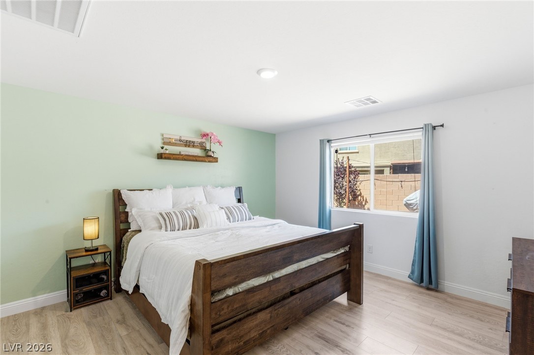 1869 Crystal Meadow Street Las Vegas NV 89115