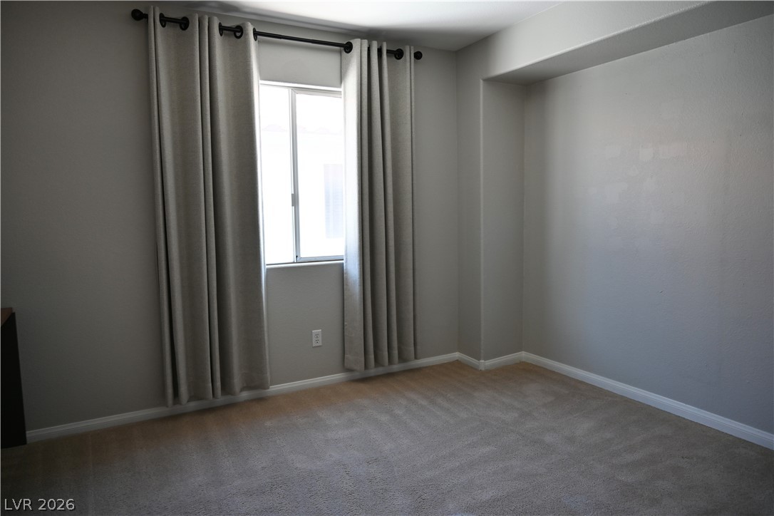 8829 Kingswood Drive Las Vegas NV 89147