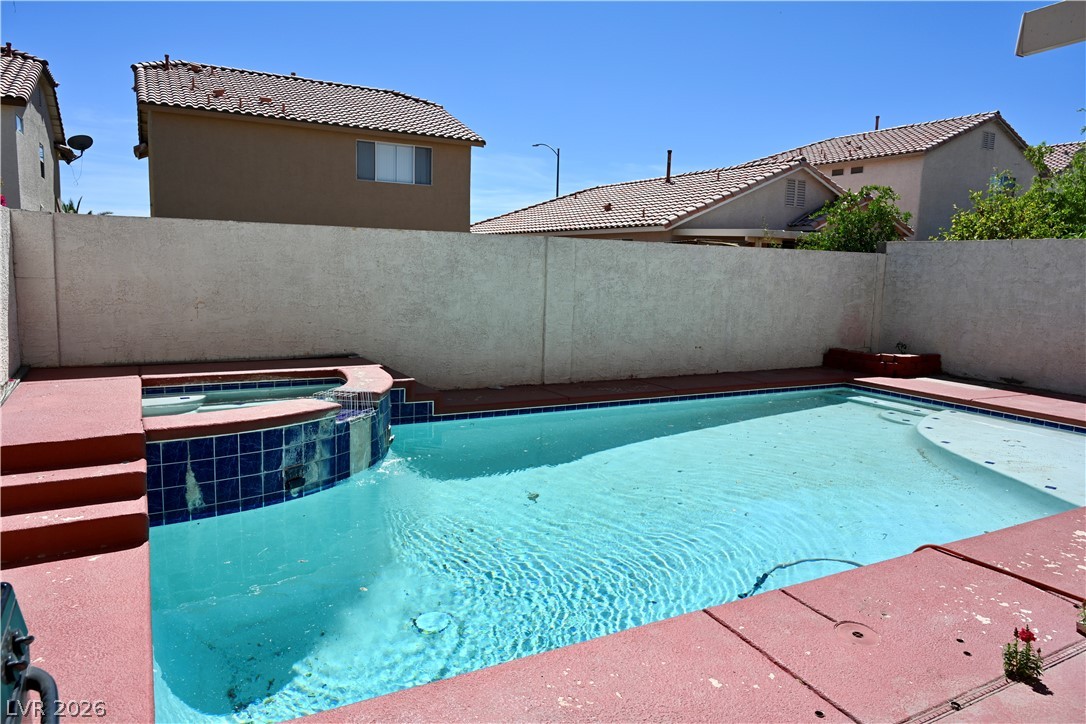 8829 Kingswood Drive Las Vegas NV 89147