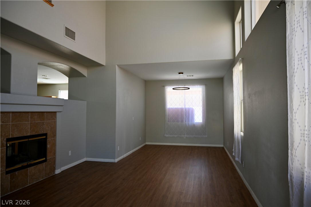 8829 Kingswood Drive Las Vegas NV 89147