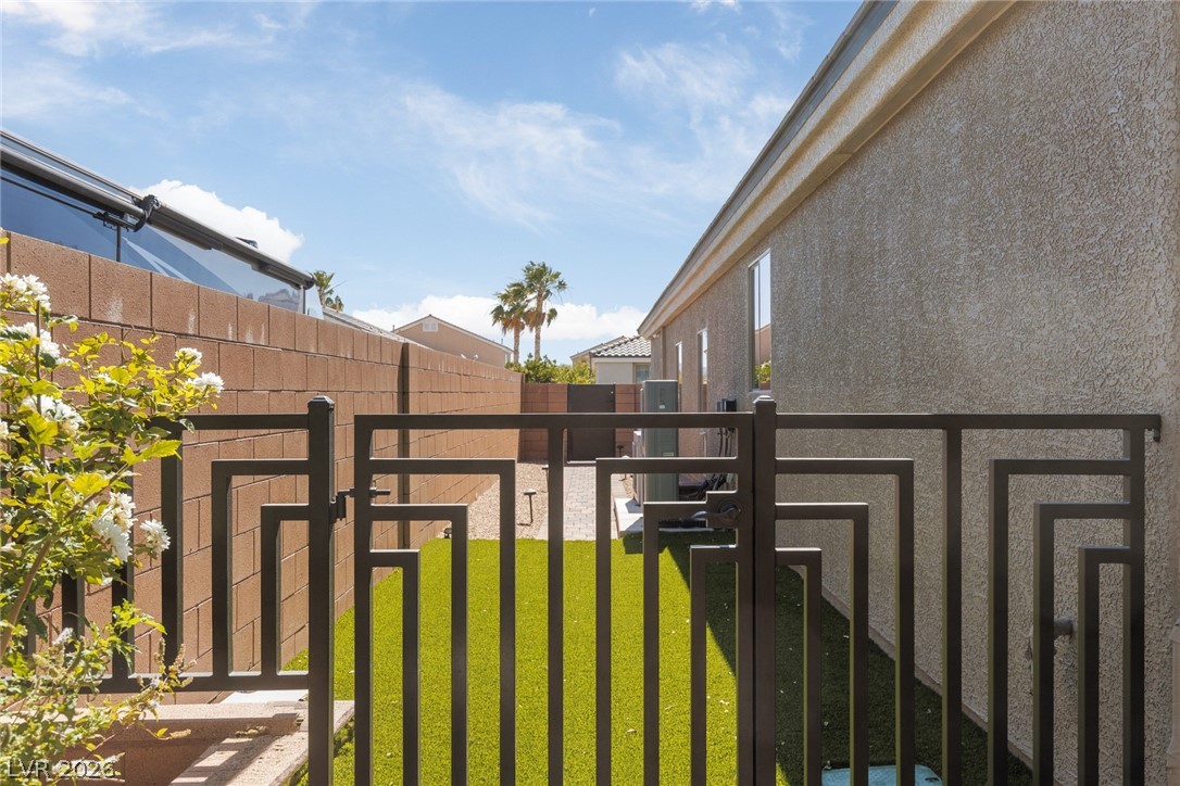 11233 Carson Brook Street Las Vegas NV 89183