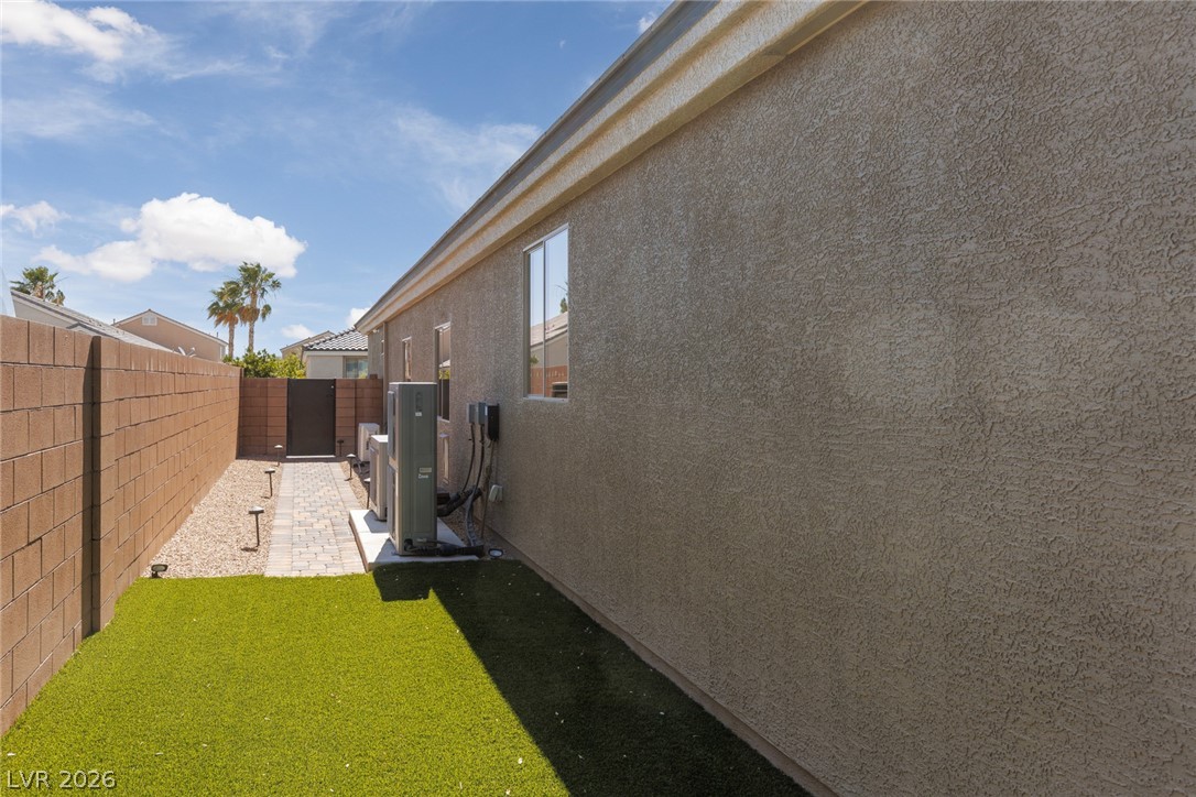 11233 Carson Brook Street Las Vegas NV 89183