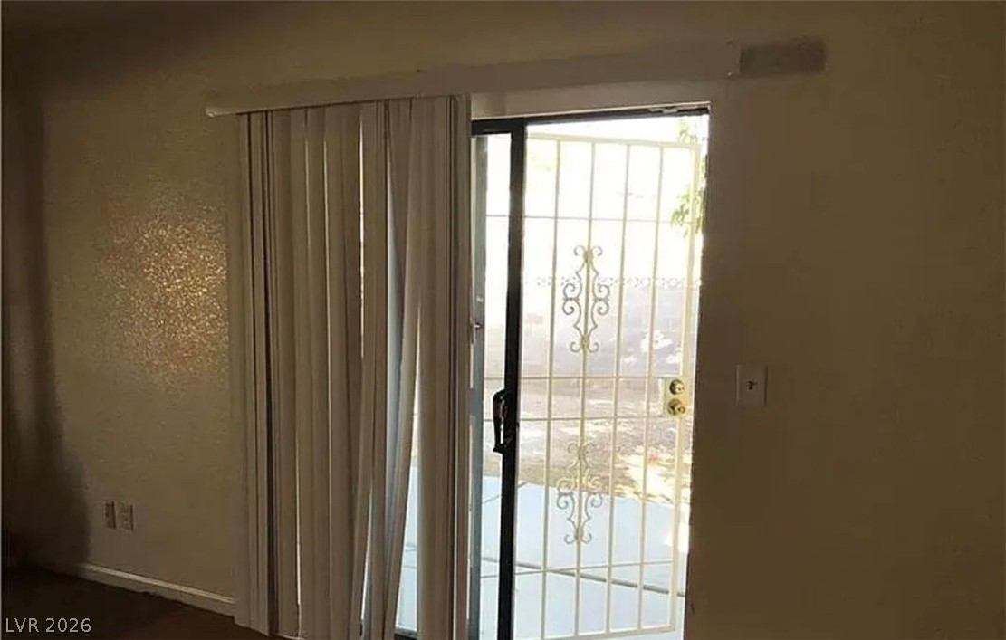 3258 Glenhurst Drive Las Vegas NV 89121