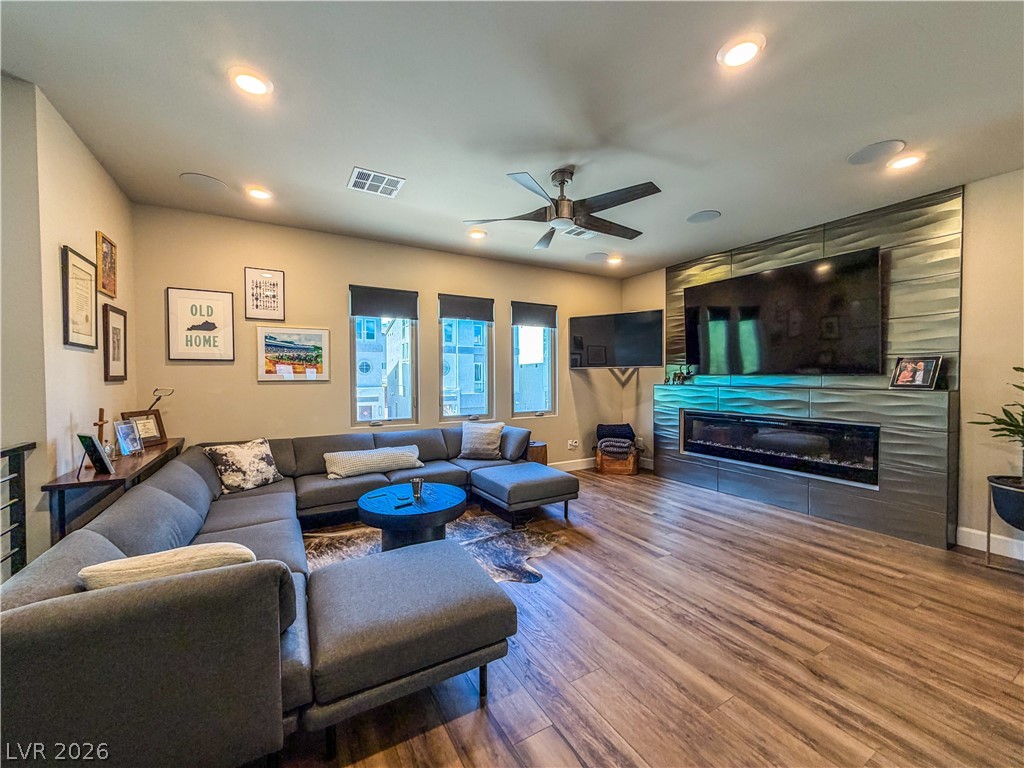 8160 Eaton Hill Street Las Vegas NV 89113