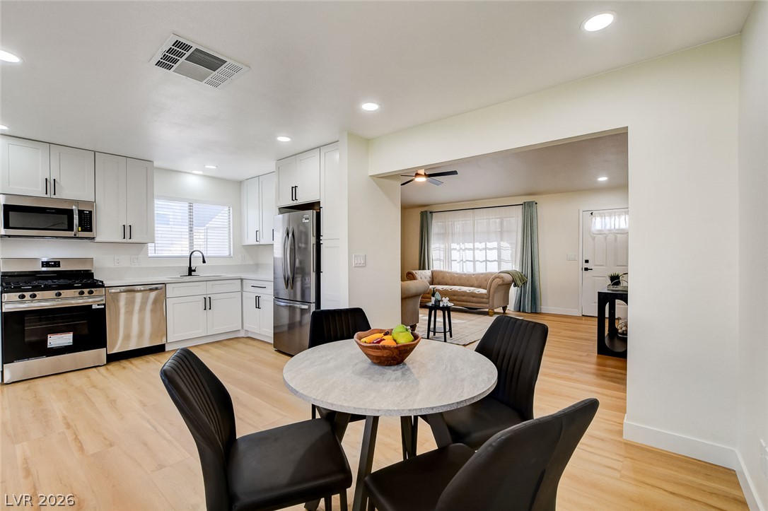 8208 Palmada Drive Las Vegas NV 89123