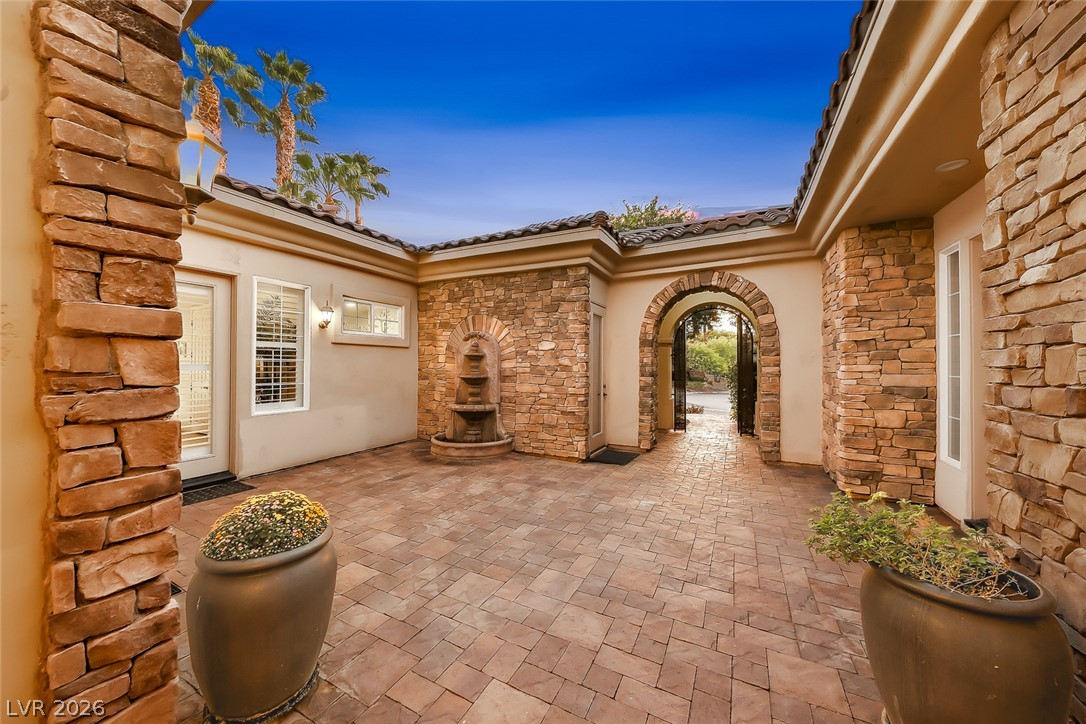 25 Avenida Fiori Henderson NV 89011