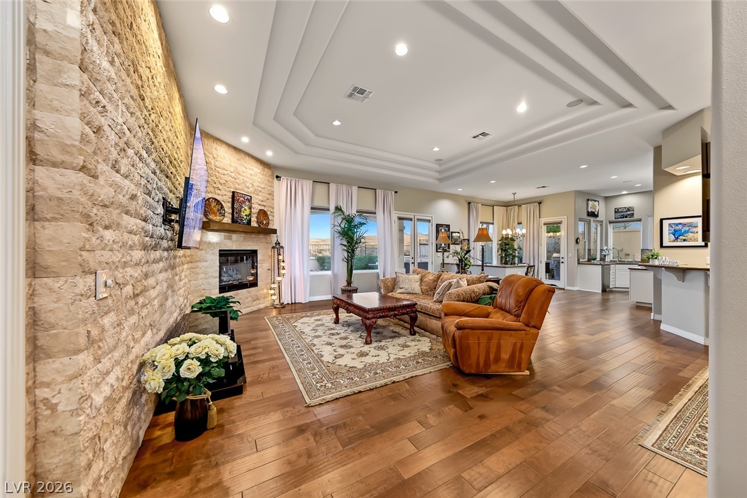 25 Avenida Fiori Henderson NV 89011