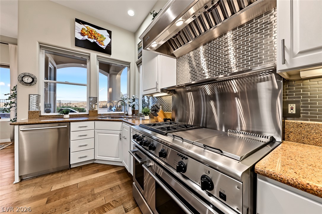 25 Avenida Fiori Henderson NV 89011