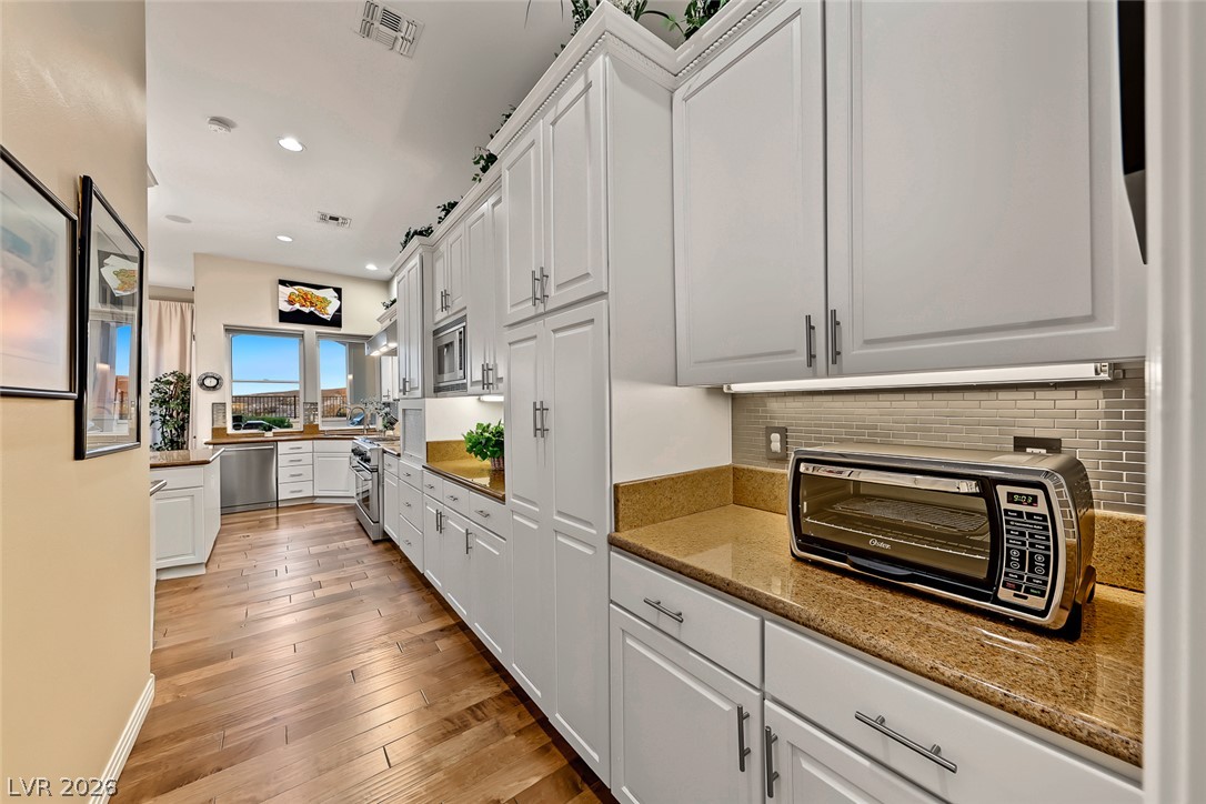25 Avenida Fiori Henderson NV 89011