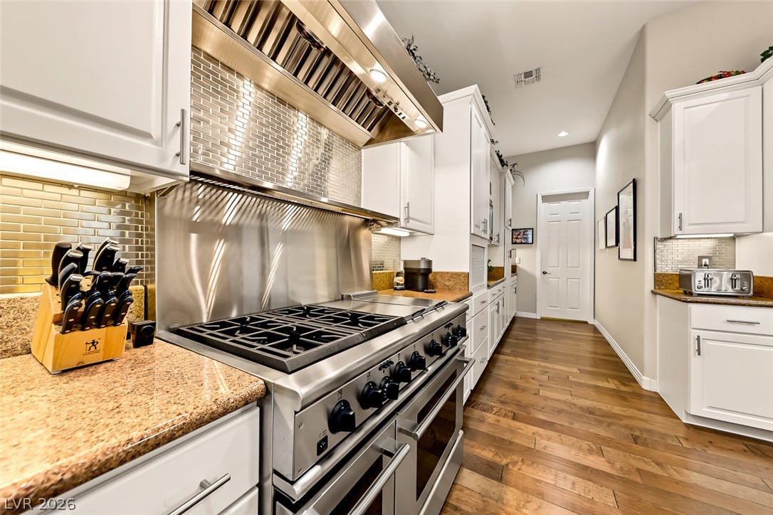 25 Avenida Fiori Henderson NV 89011