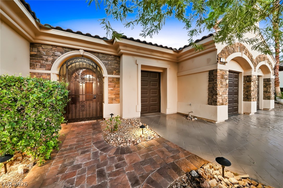 25 Avenida Fiori Henderson NV 89011